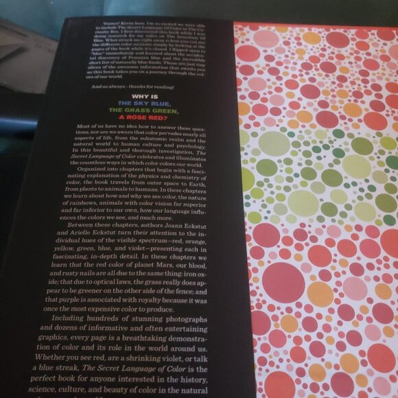 The Secret Language Of Color Book By Joann Eckstut & Arielle Eckstut - Picture 2 of 6